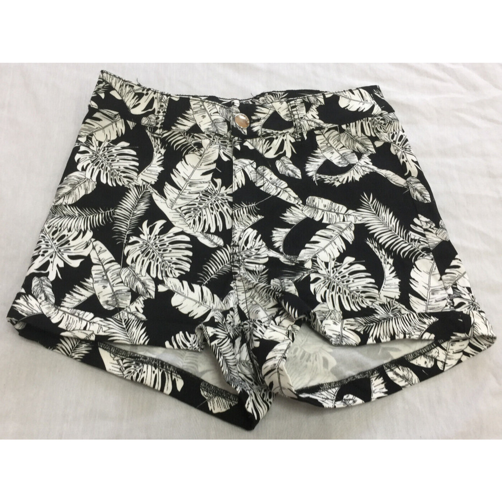 🍎🍎🍎 HM DIVIDED WOMENS SHORTS SIZE 4 🍎🍎🍎